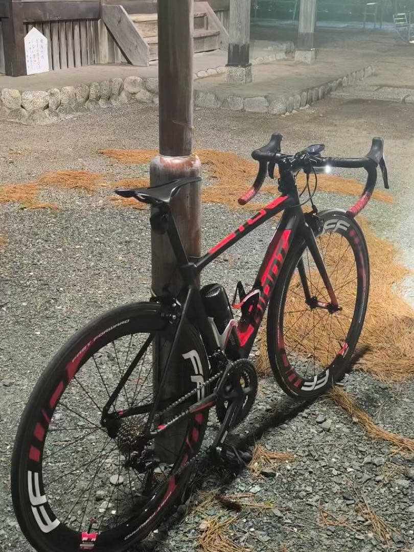 FAST FORWARD F6R カーボンホイール　ホイールバック付