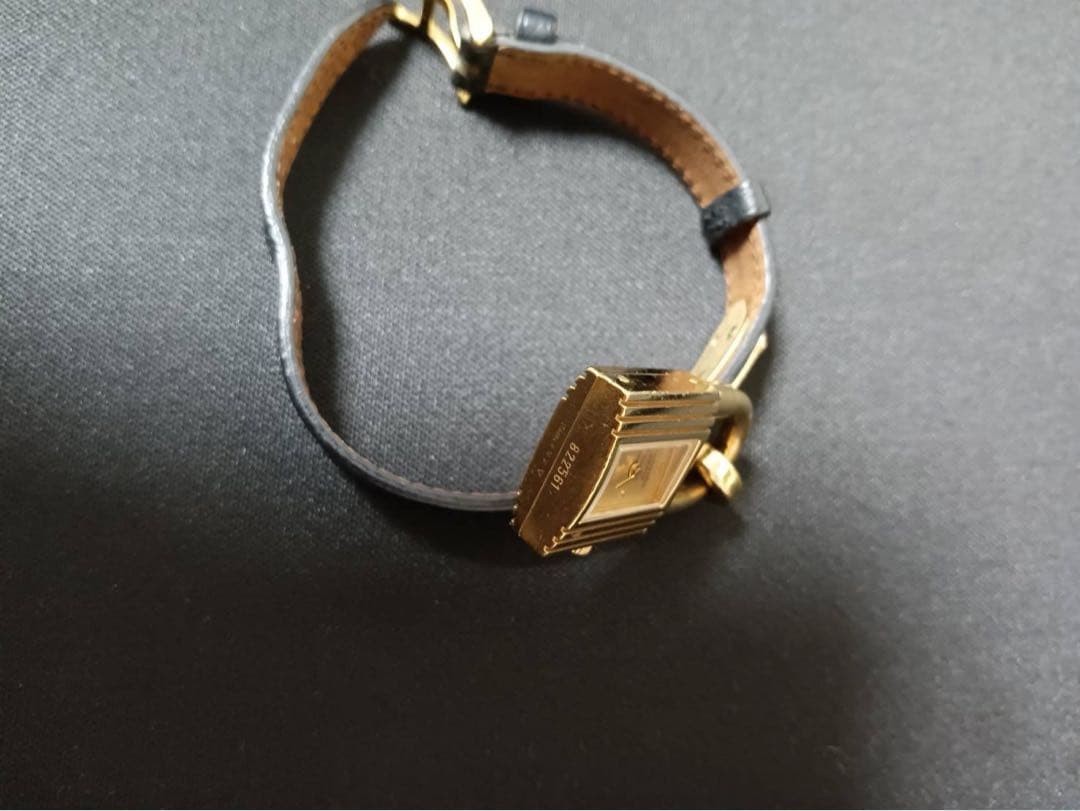 HERMES エルメス　ケリーウォッチ　時計