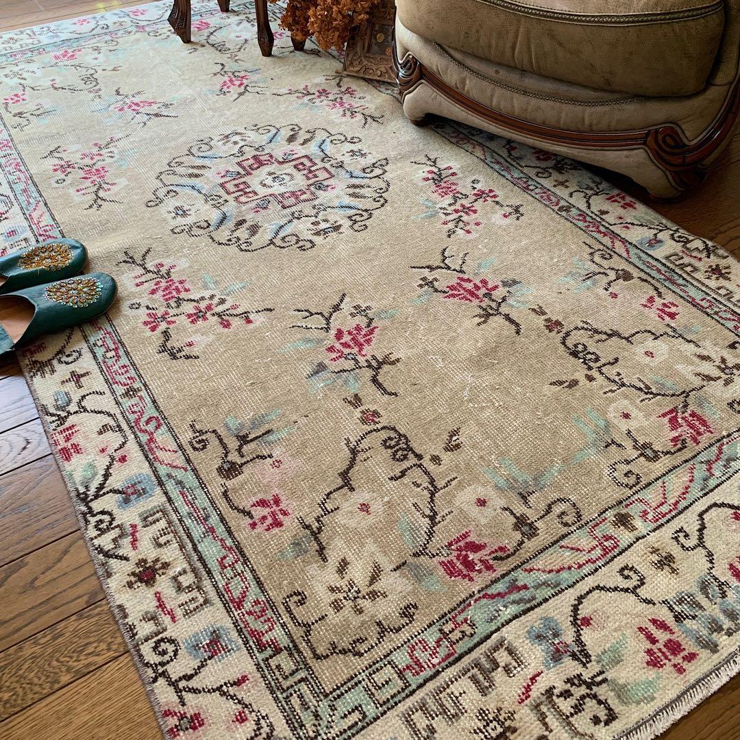 シノワズリ　213×110 トルコヴィンテージラグ　ペールカーキ トルコラグ