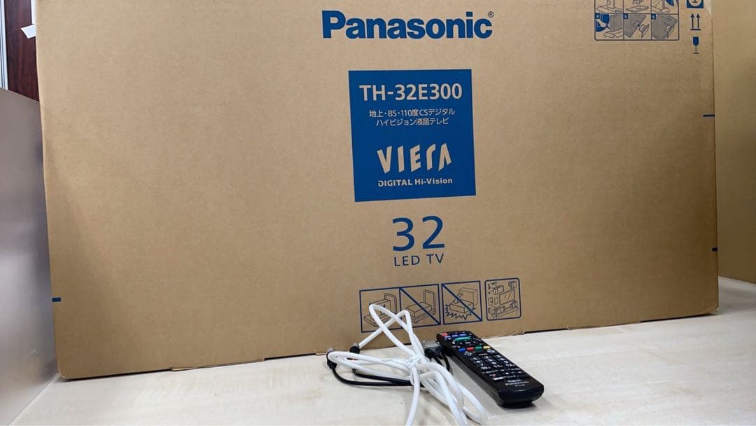 ★中古パナソニック 液晶テレビVIERA TH-32E300 2018年製