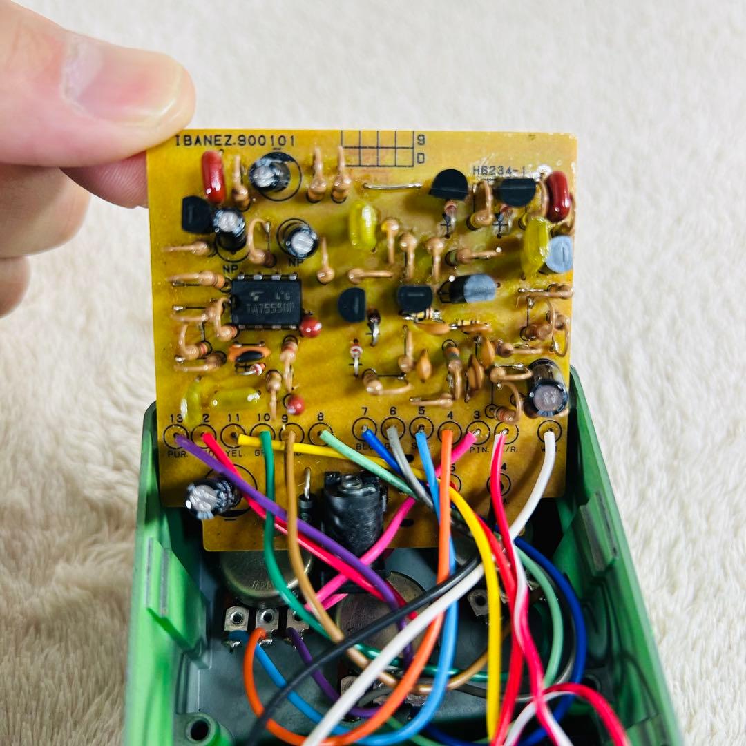 Ibanez TS9 Tube Screamer TA75558P搭載