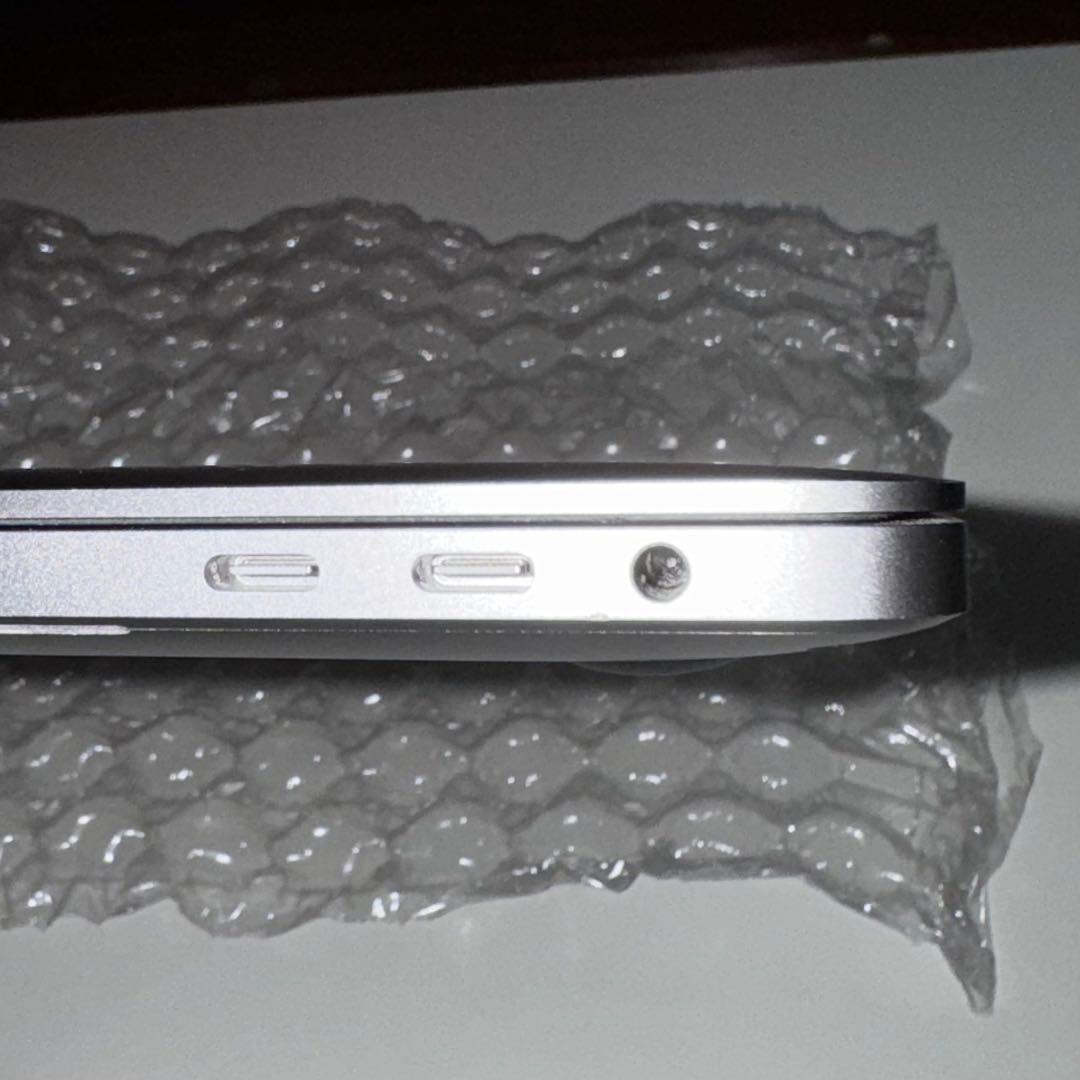 MacBookPro 16インチ(2019) i9 64GB 5500M 8GB