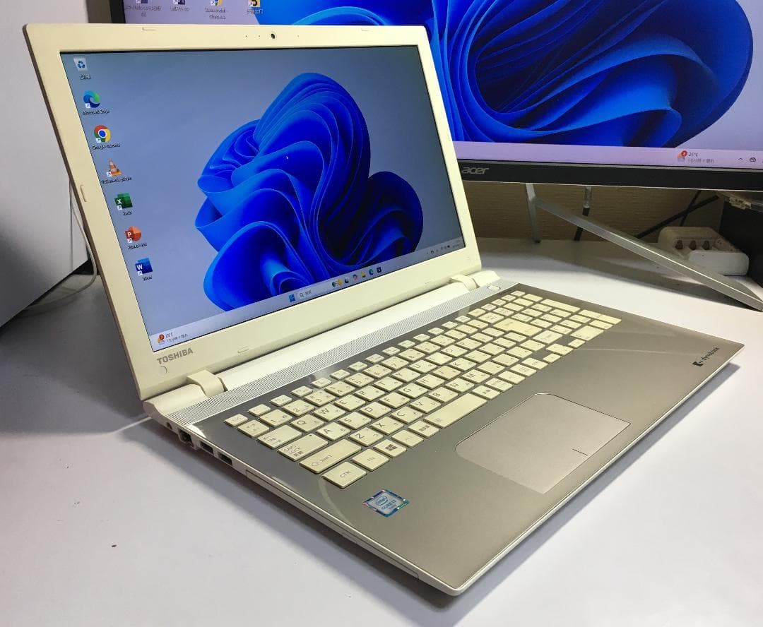 東芝dynabook EX/46UG Windows11