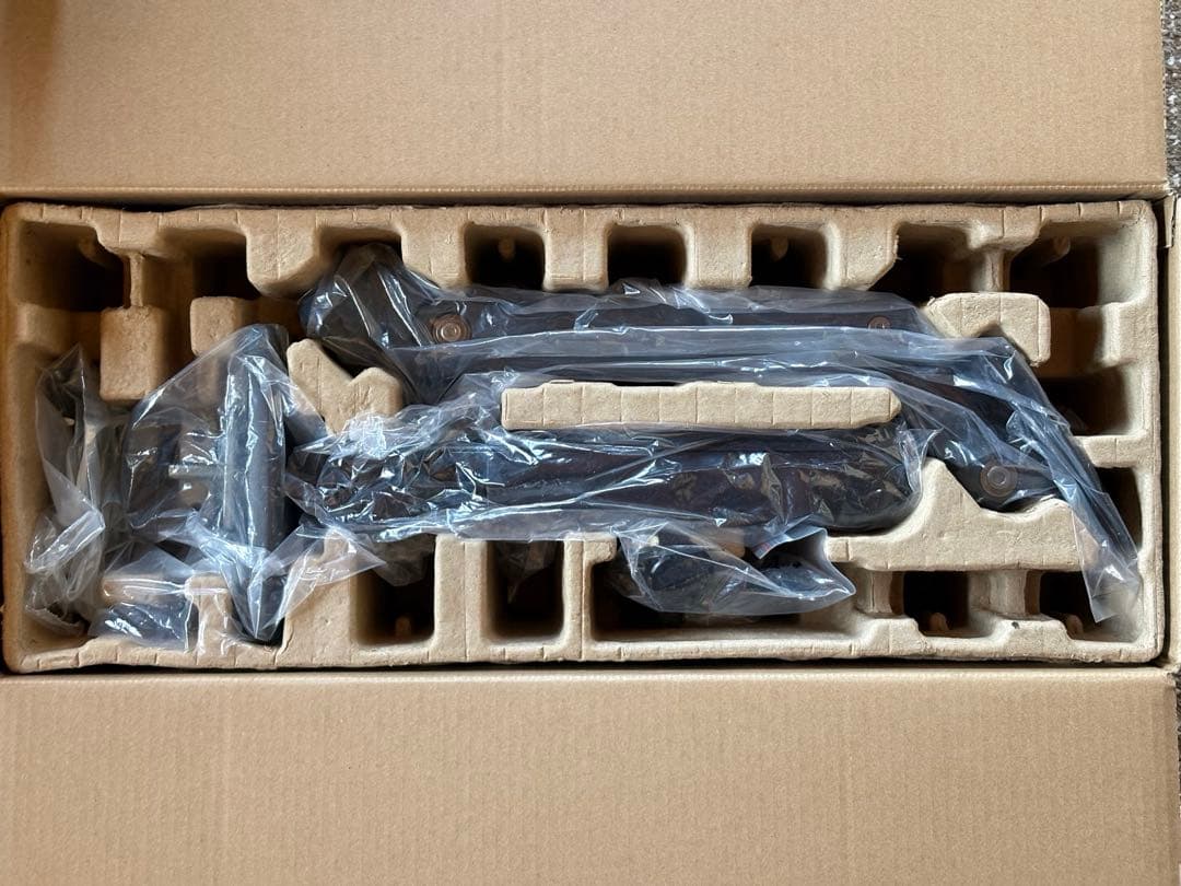 エルゴトロンLXモニターアーム ブラック