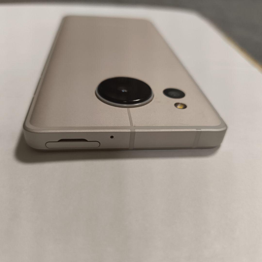 AQUOS SH-M26 スマートフォン 本体