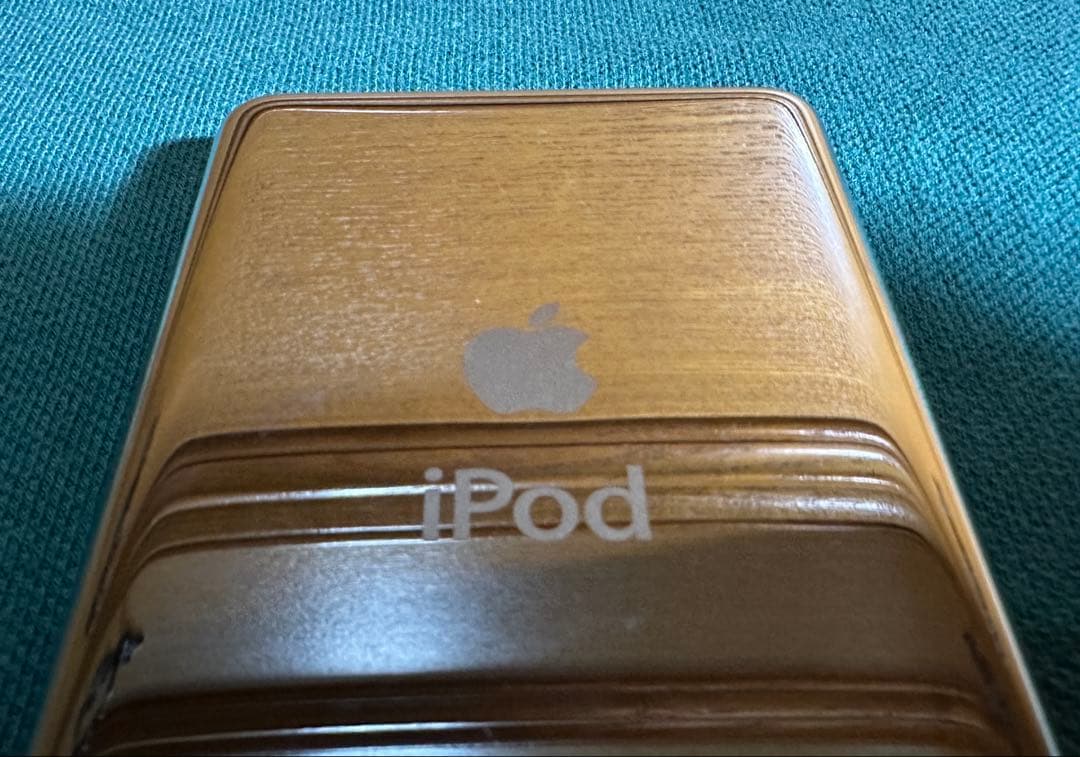 きれいなiPod Classic 5.5世代 MA446 30GB新品バッテリー