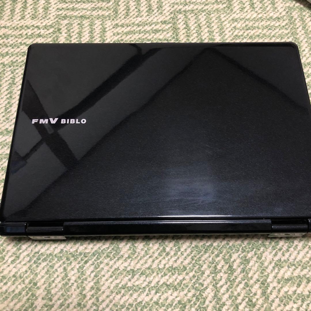 富士通 FMV BIBLO NF/D50 ノートパソコン