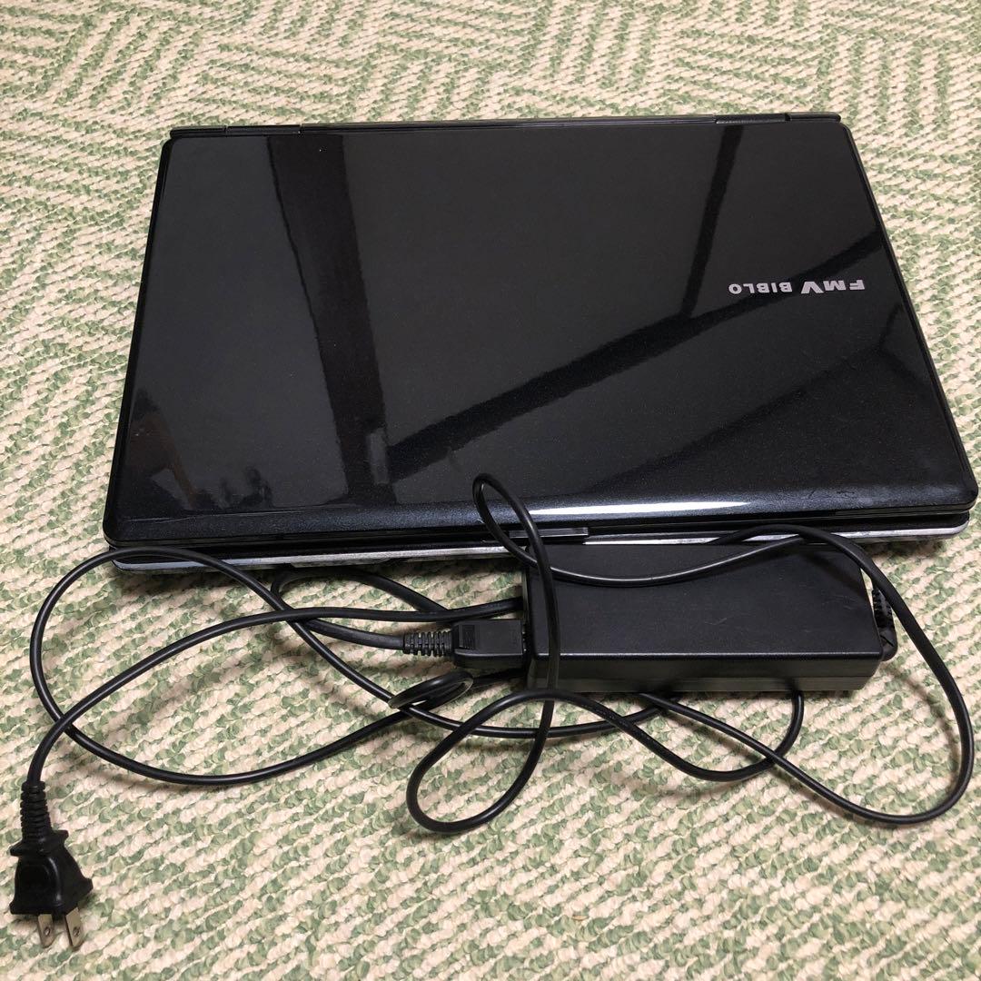 富士通 FMV BIBLO NF/D50 ノートパソコン