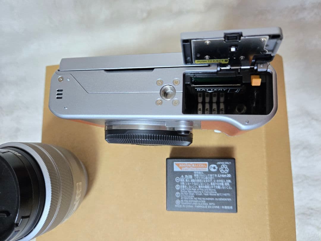 動作確認済 FUJIFILM X-A5 ミラーレス一眼カメラ