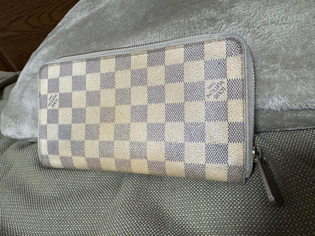 louis vuittion 長い財布