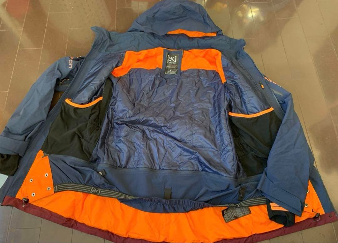 【美品】バートンBurton AK スノーボードジャケット スウォッシュメンズS