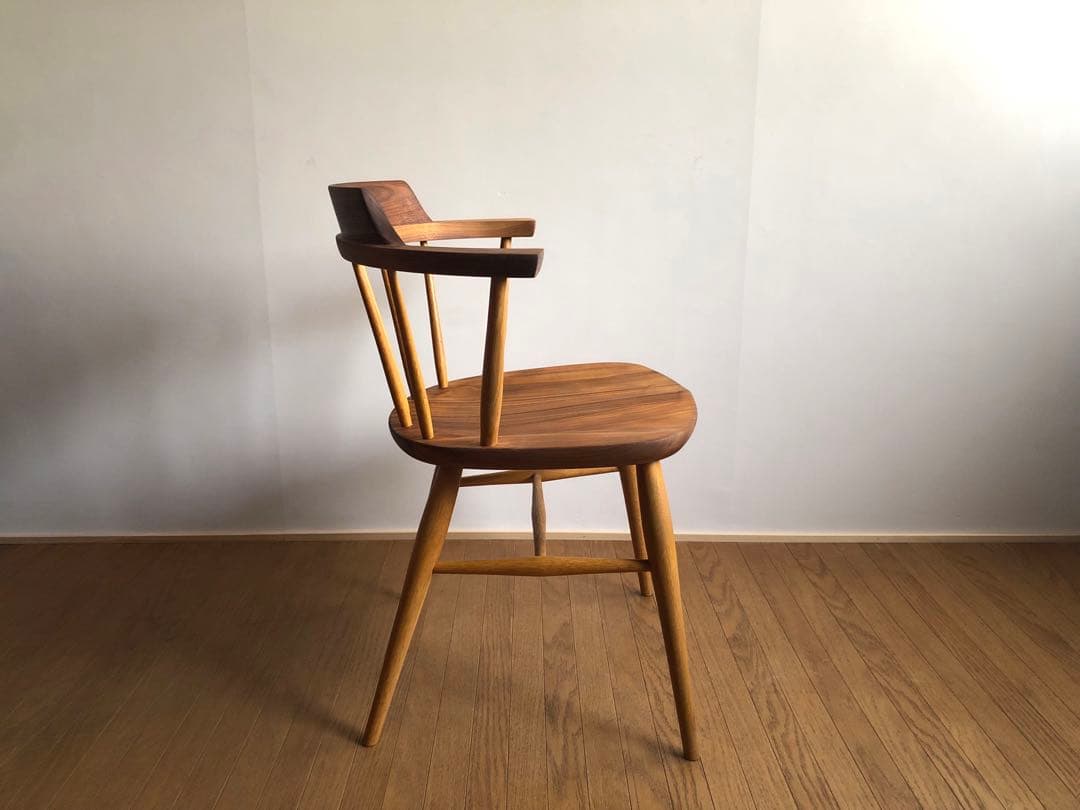 柏木工 キャプテンチェア ウォールナット&オーク無垢材 アーム付き オイル仕様