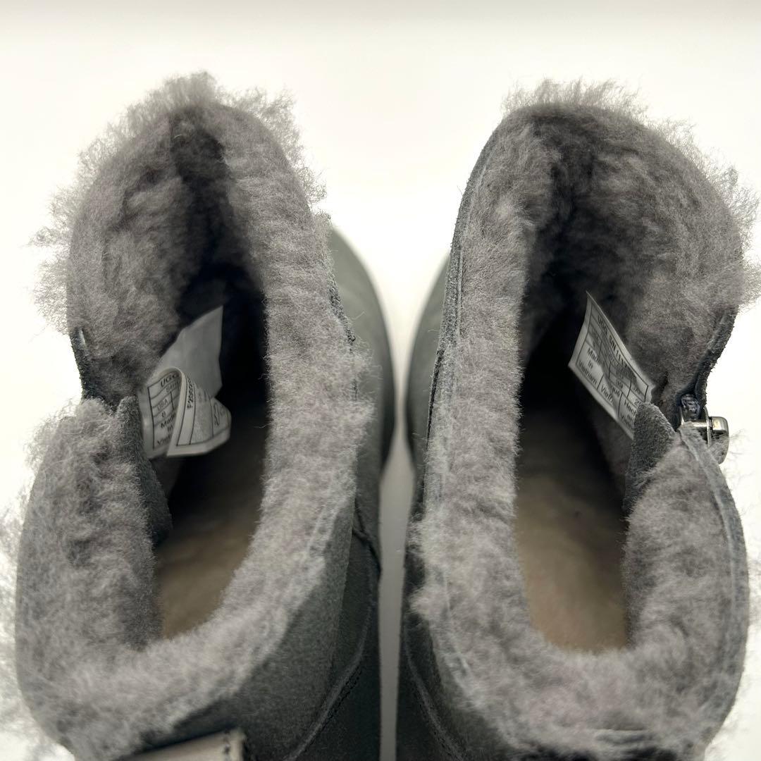 極美品✨ UGG 【25㎝】 クラシックフェムミニ サイドジップ ムートン