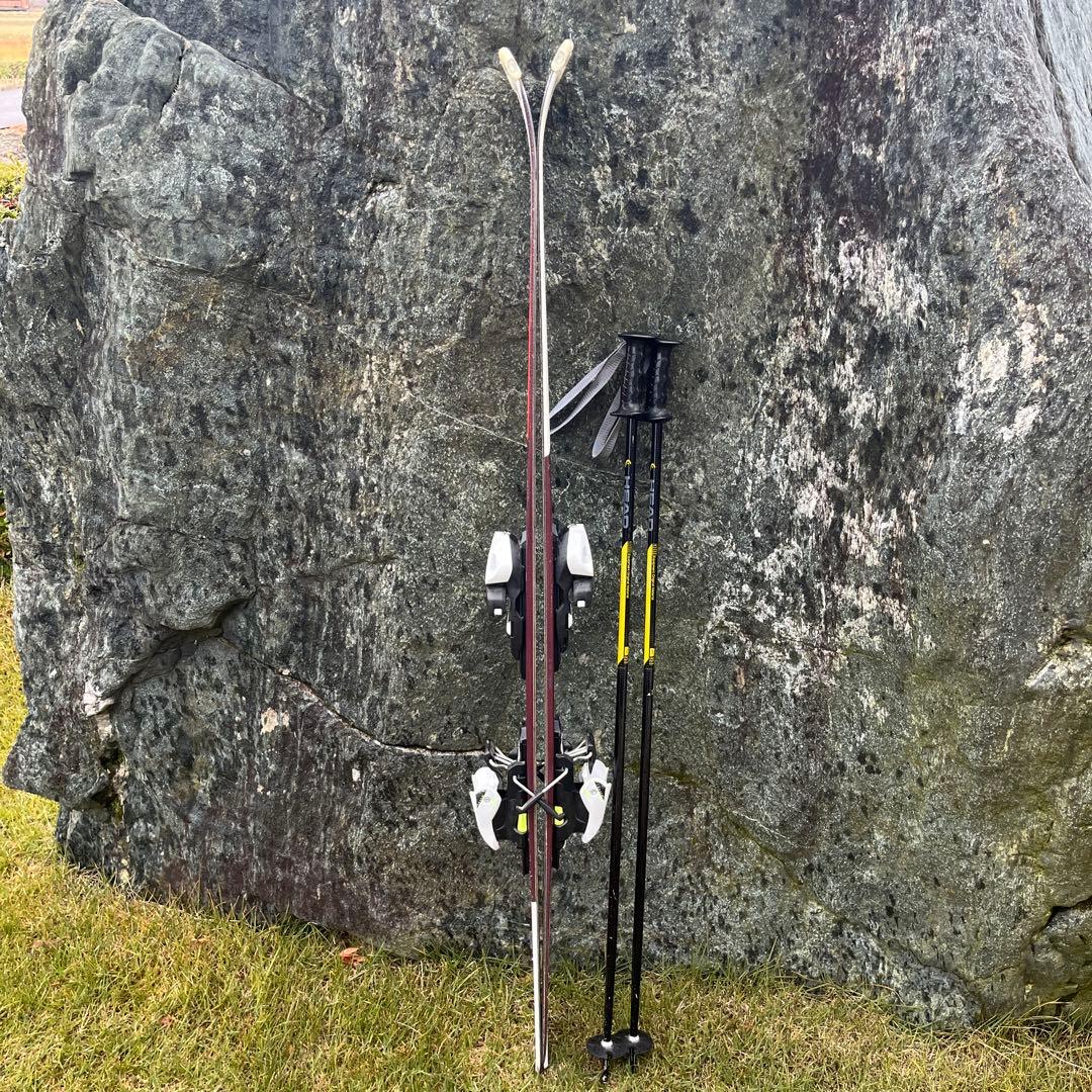 HEAD ジュニアスキー(137cm)、ストック(105cm)セット