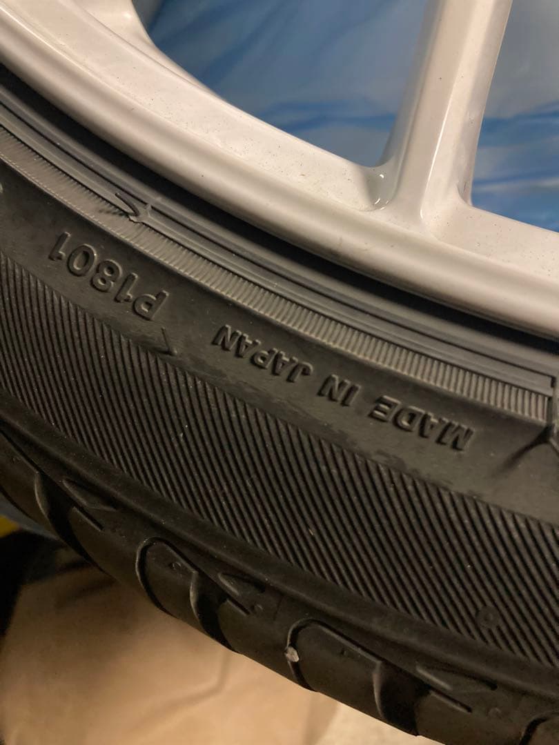 ワーク　エモーション　19インチ ①