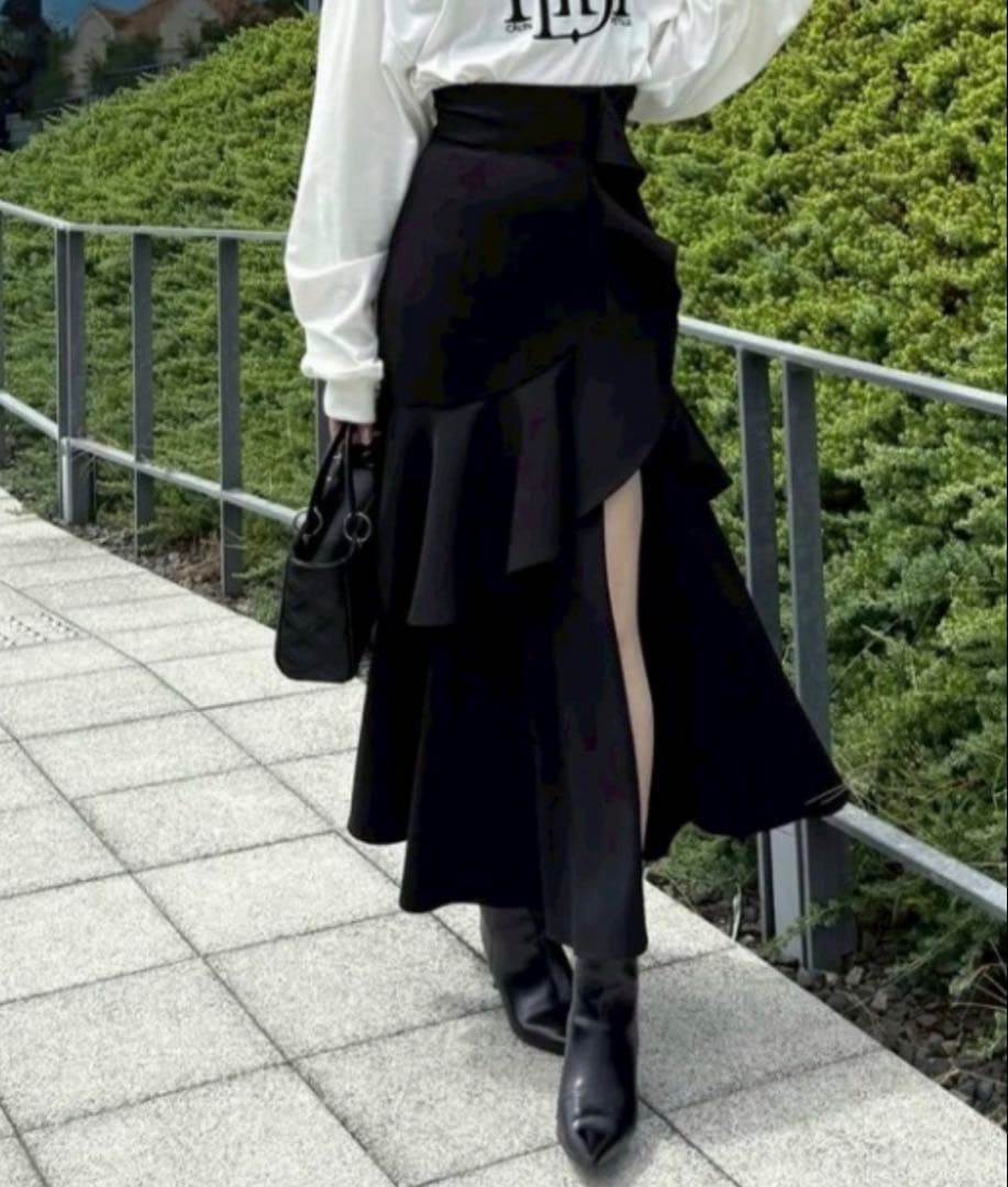 rienda フリルスリットハイウエストスコートショートパンツ ブラック M