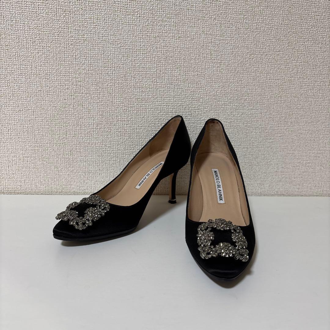 MANOLO BLAHNIK マノロブラニク　ハンギシ　パンプス　サテン