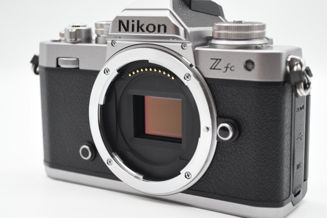 ★美品★ Nikon ニコン Z fc ミラーレス一眼カメラ シルバー ボディ