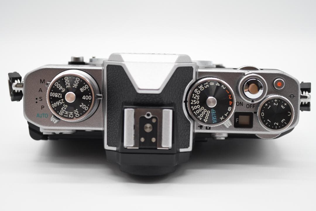 ★美品★ Nikon ニコン Z fc ミラーレス一眼カメラ シルバー ボディ