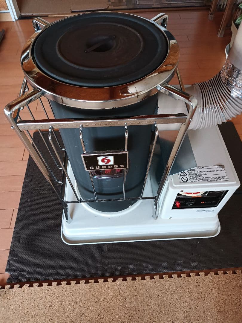 半密閉式石油暖房機 23年式 サンポット 引取限定 室内使用 丸形ストーブ 灯油