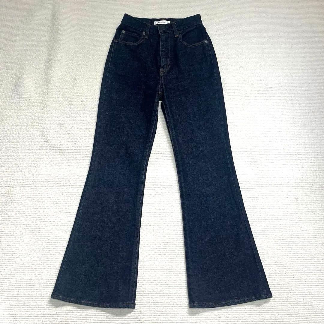 美品　マウジー　MVS FLARE フレアデニムパンツ　ストレッチ　日本製　24