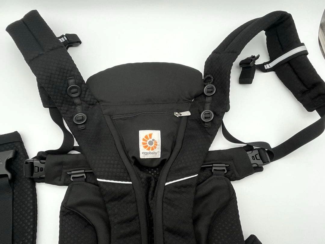 【使用10回程度極美品】エルゴベビー オムニブリーズ オニキスブラック 抱っこ紐