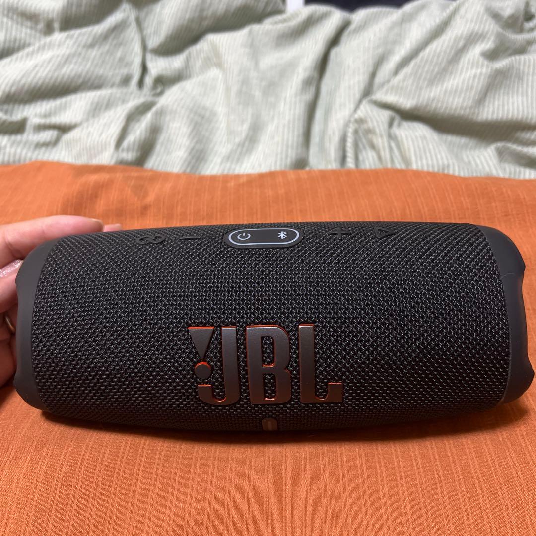 JBL Bluetoothスピーカー CHARGE5