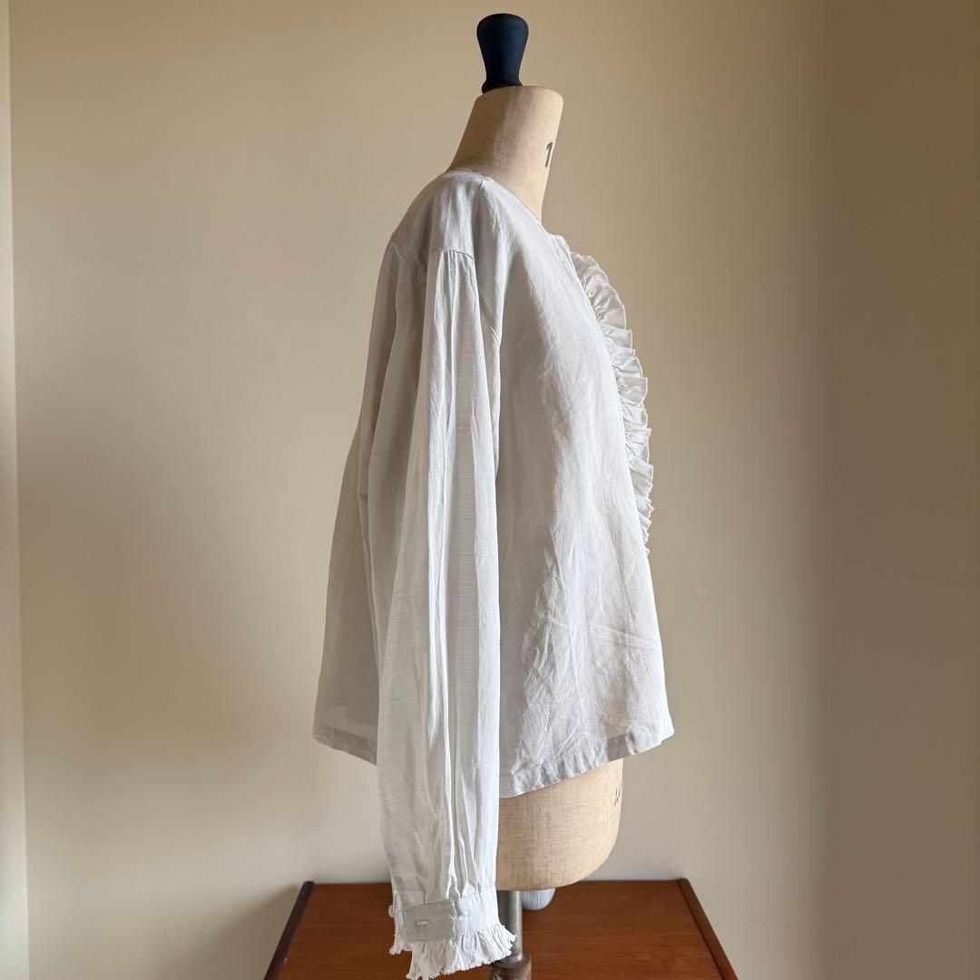 kagure かぐれ　ワッシャーフリルブラウス/ライトグレー（2025年春夏）