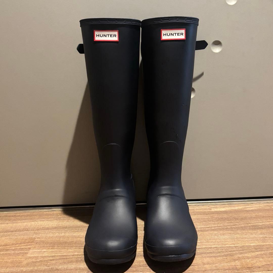 HUNTER ネイビー ロングブーツ バックル付き