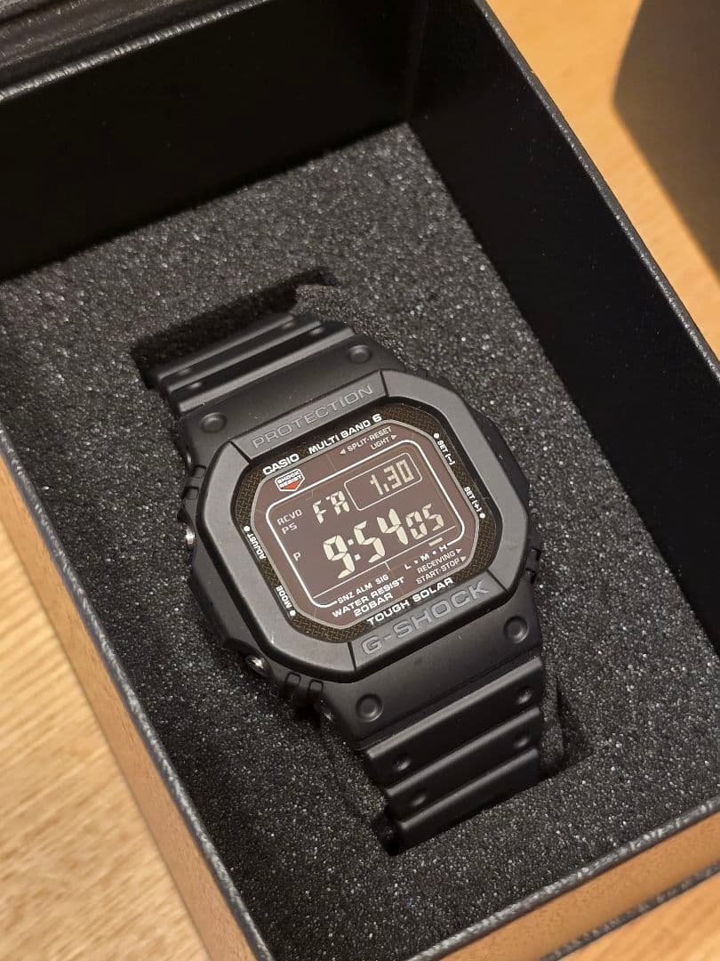 CASIO G-SHOCK GW-M5610　電波ソーラー