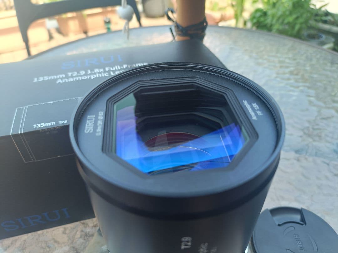SIRUI 135mm T2.9 アナモルフィックレンズ L mount