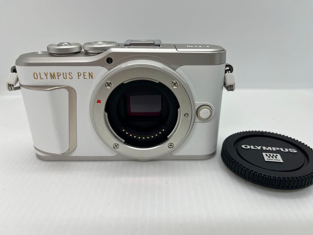 美品！OLYMPUS ミラーレス一眼　E-PL10 EZダブルズームレンズキット