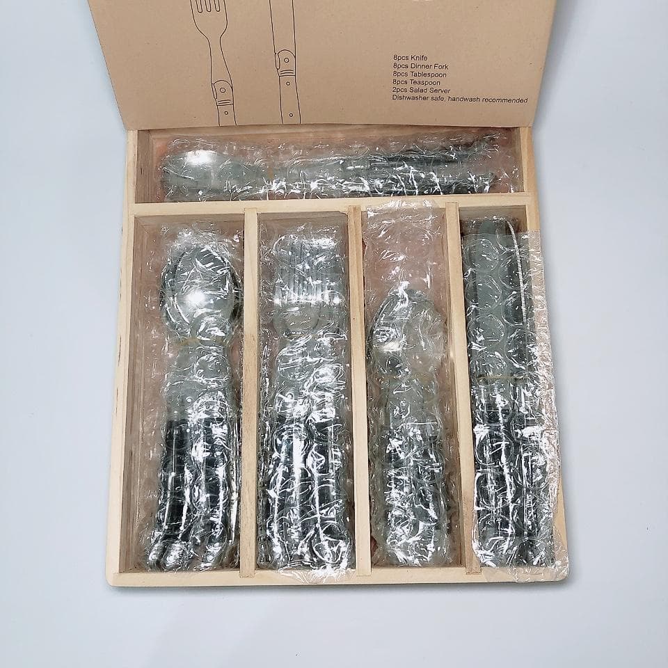 CJ0.3 LAGUIOLE ラギオール（ライヨール） カトラリー 34本セット