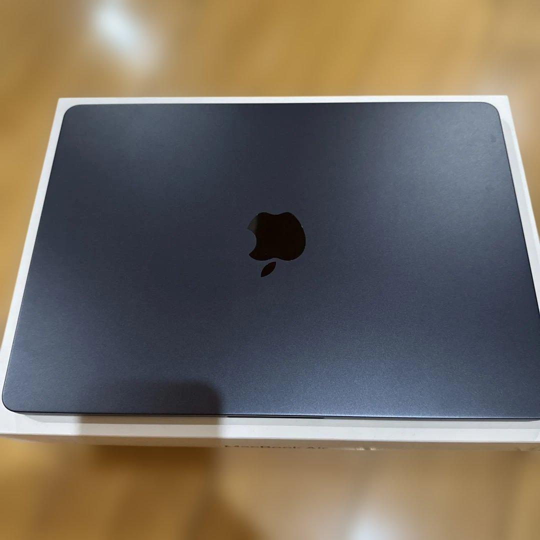 Apple 13インチMacBook Air M4 16GB 256GB