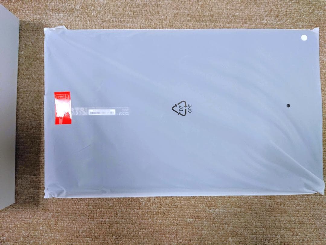 【ほぼ未使用】液タブ HUION Kamvas 13 / 13.3型 スタンド付