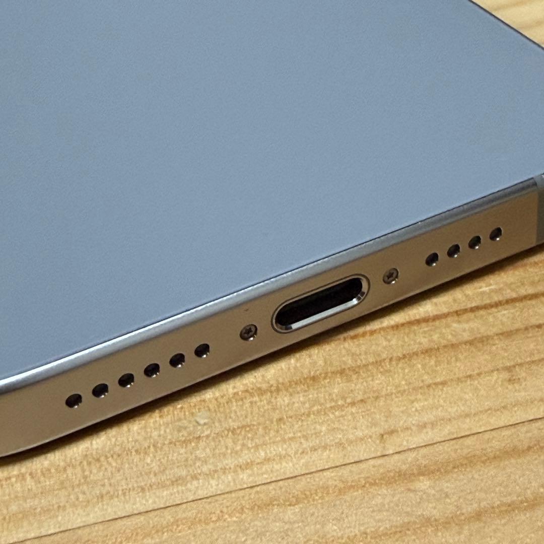 iPhone 15 Pro Max 256GB ナチュラルチタニウム　本体