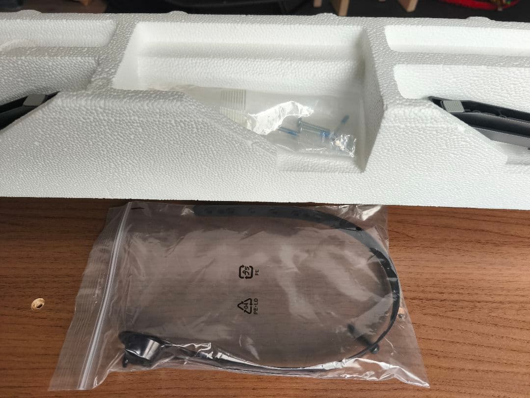 [美品]　TOSHIBA REGZA 液晶テレビ 本体 薄型 32型　32V34