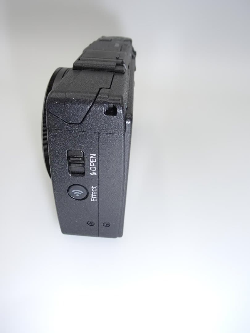 RICOH GRⅡ　コンパクト　デジタルカメラ