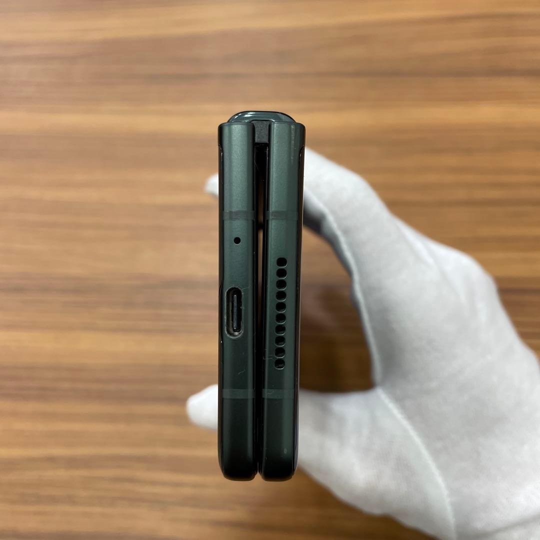 Galaxy Z Flip3 ファントムブラック 256GB au SIMフリー