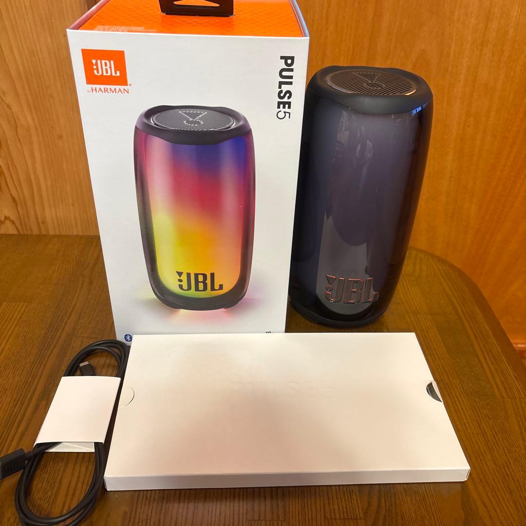 JBL by HARMAN PULSE5 Bluetooth スピーカー付属品
