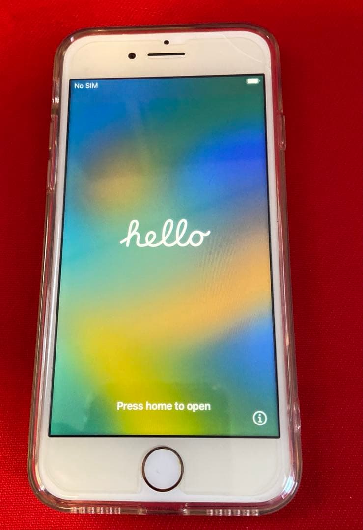 Apple iPhone 8 ベージュホワイト・64GB SIMロックなし⭐︎