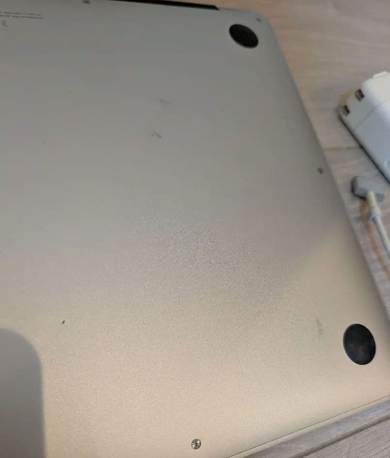 MacBook Air Early 2015 13inc 初期化済 起動時？