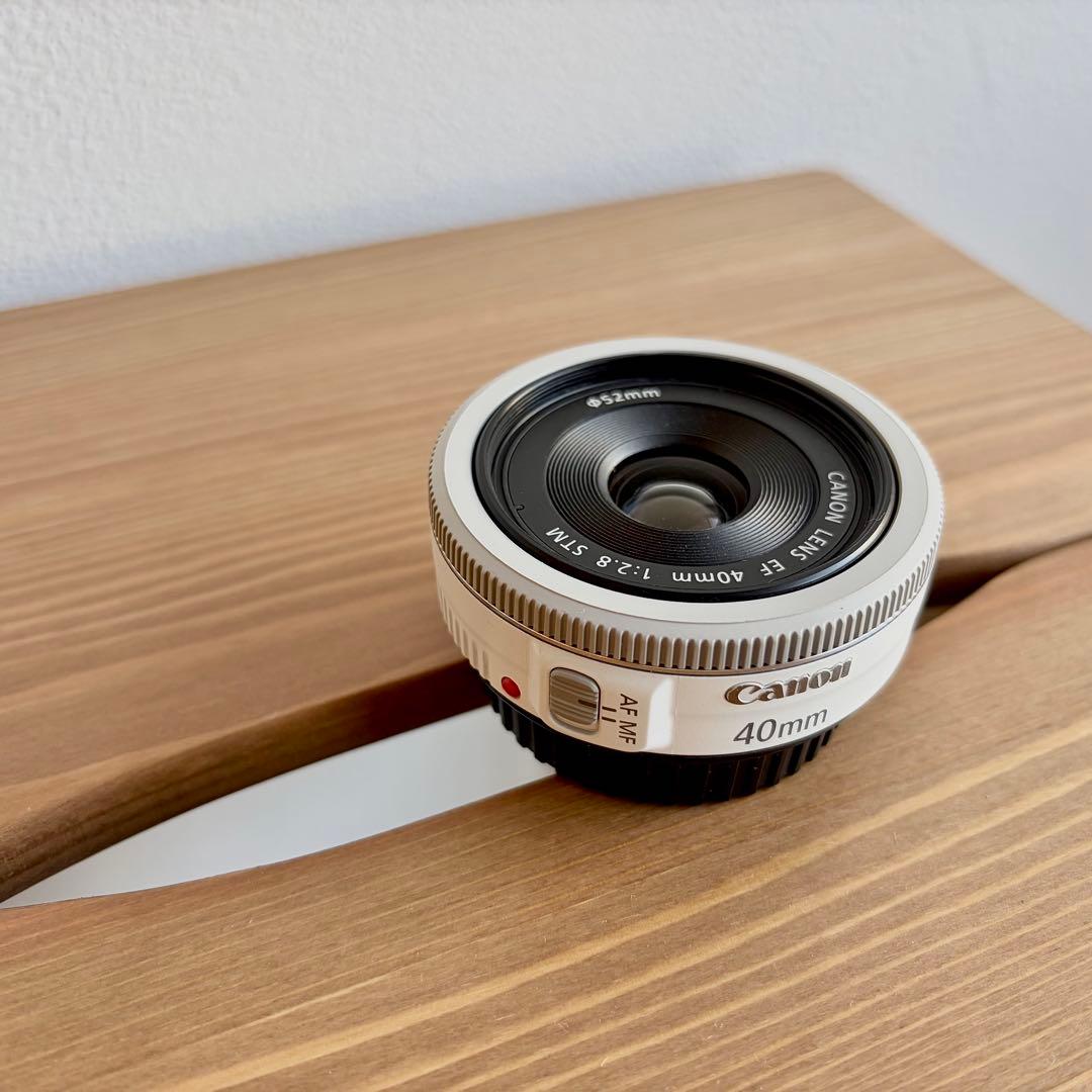 Canon EOS Kiss X7 ホワイト ズームレンズ＋40mm単焦点レンズ