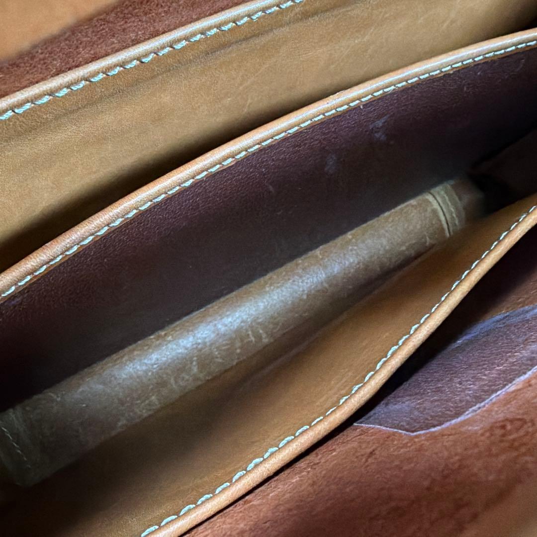 HERZ ヘルツ　ダレスバッグ　ビジネスバッグ　レザー　キャメル　メンズ