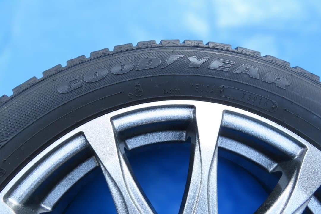 Ｇｒａｍｐｕｓホイール、タイヤセット