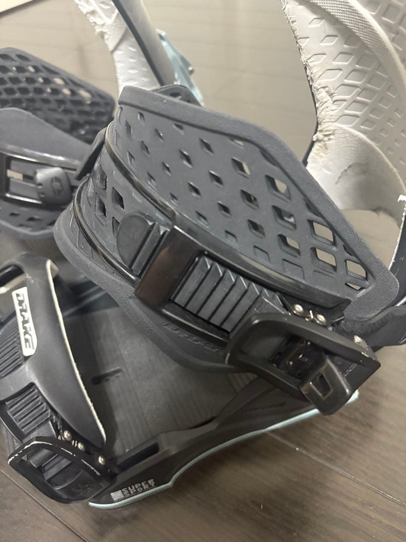 DRAKE SUPER SPORT ビンディング