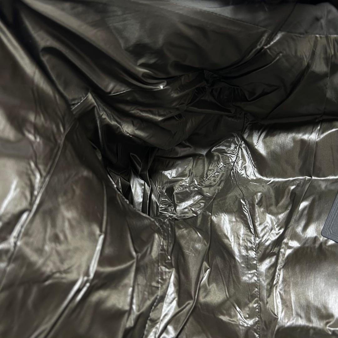 タグ付き未使用級　西川ダウン　フォックスファースタンドベルテッドダウン　カーキS