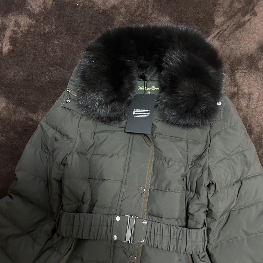 タグ付き未使用級　西川ダウン　フォックスファースタンドベルテッドダウン　カーキS