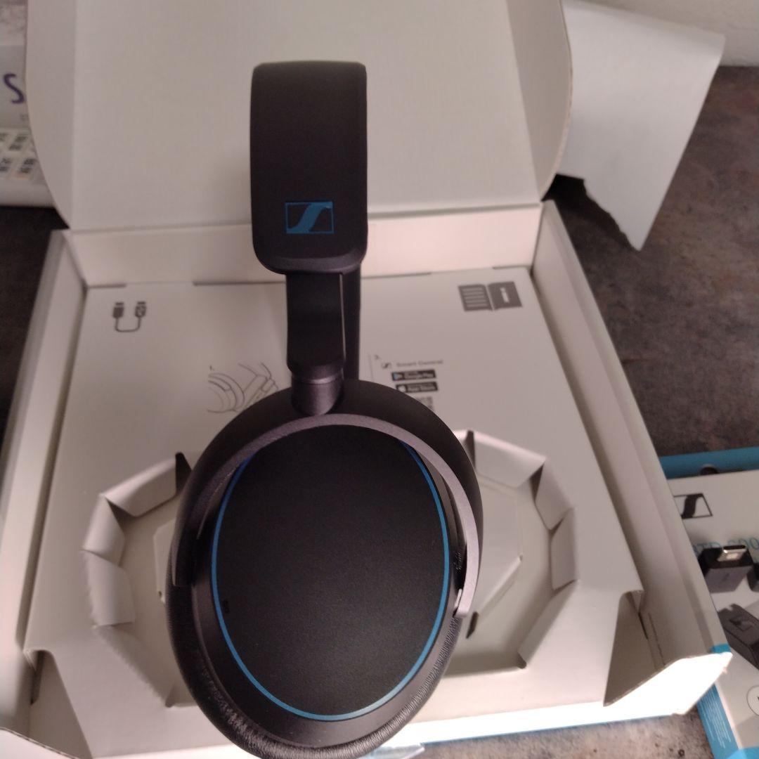 ゼンハイザー ヘッドホン ACCENTUM Wireless　BTD600セット