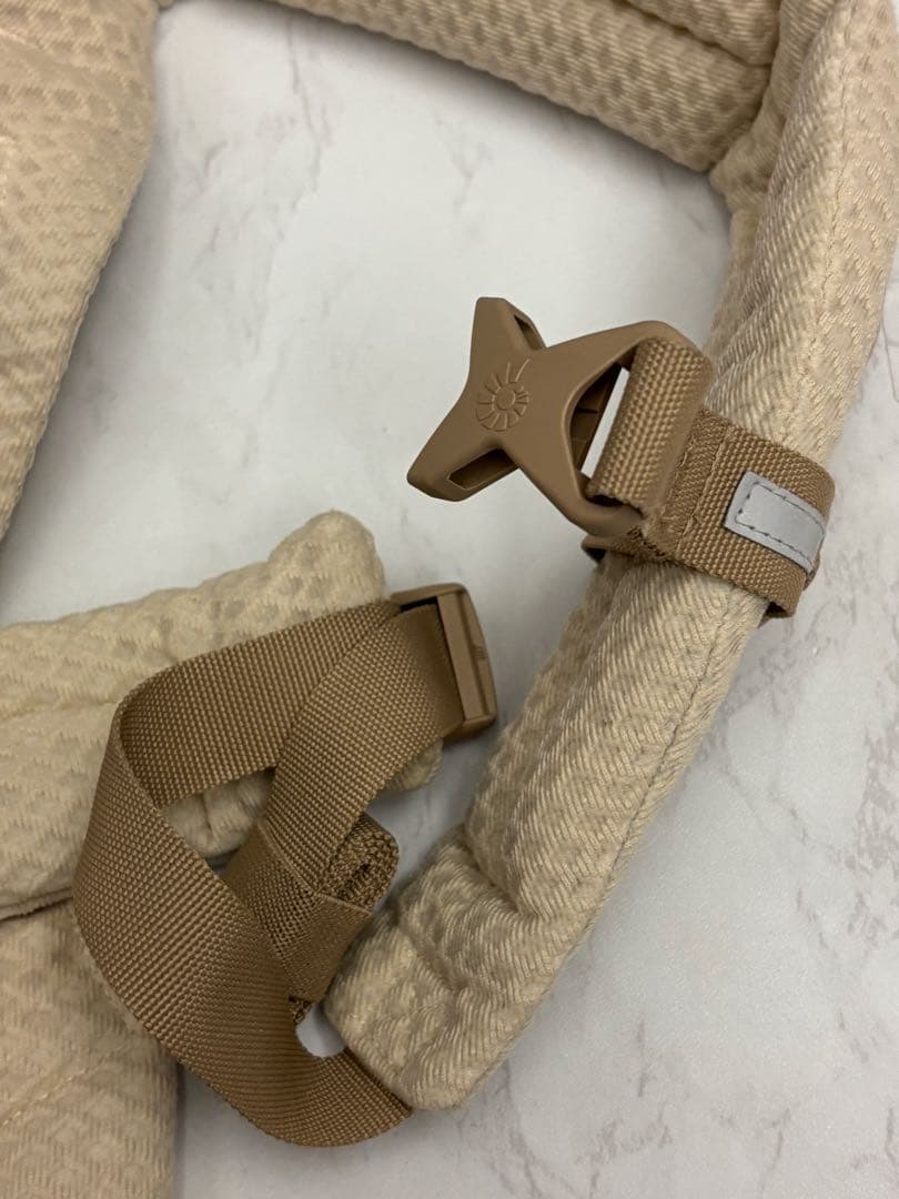 エルゴベビー　OMNI Breeze オムニブリーズ　ナチュラルベージュ